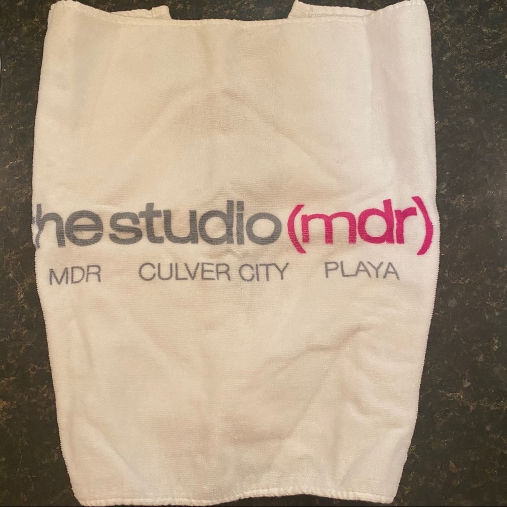 the studio (mdr) Towel